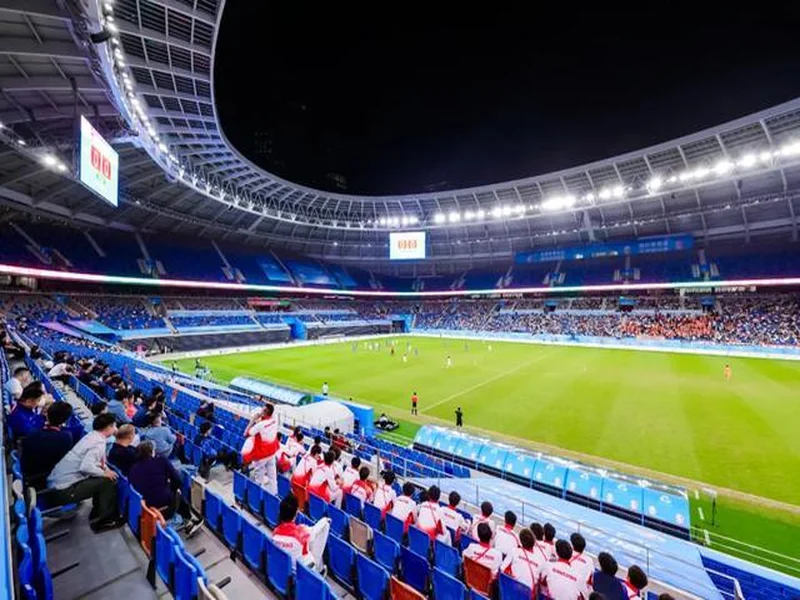 诺丁汉森林vs利兹联:吉布斯-怀特、米伦科维奇首发,奥卡福尔、肖恩-朗斯塔夫出战